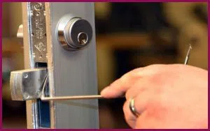 Woodbridge NJ Locksmith Store Woodbridge, NJ 732-795-0682 - 12-changing-locks