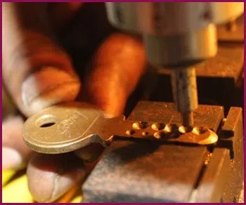 Woodbridge NJ Locksmith Store Woodbridge, NJ 732-795-0682 - 17-key-making